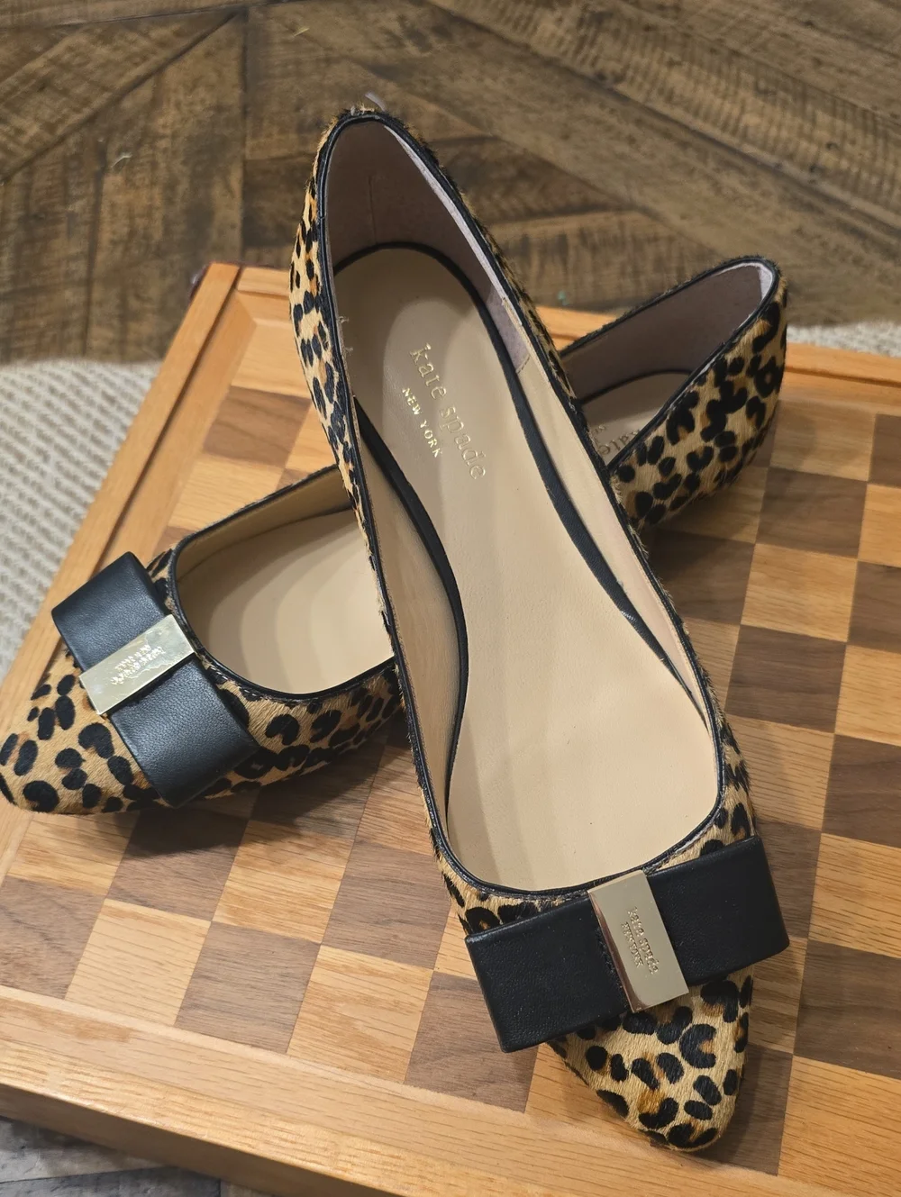 kate spade Size 9 Leopard-Print Pointed Toe Flats with Black Bow Accent